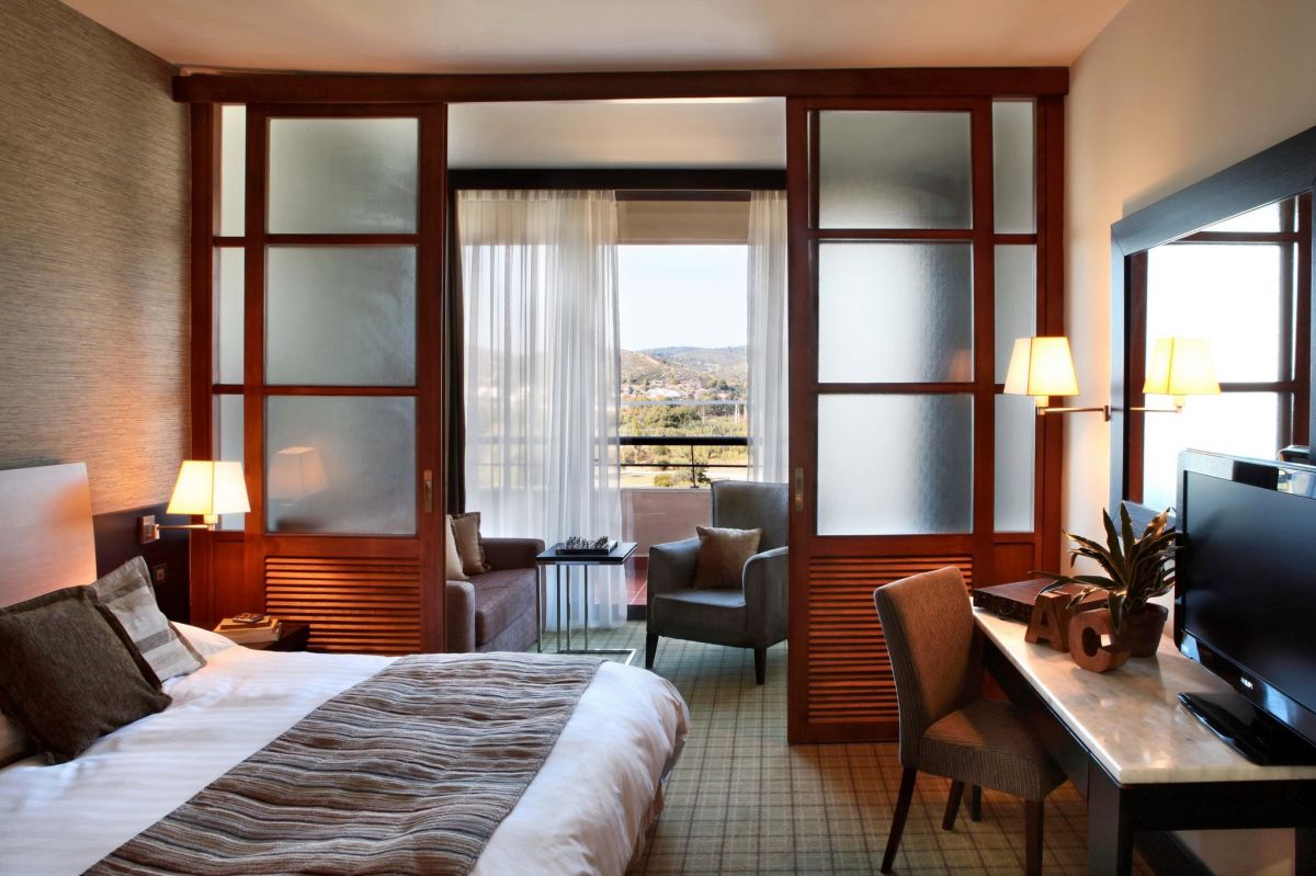 imagini hotel SITHONIA PORTO CARRAS